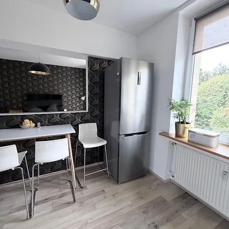 Apartment Golden - Near Train Station Pressburg